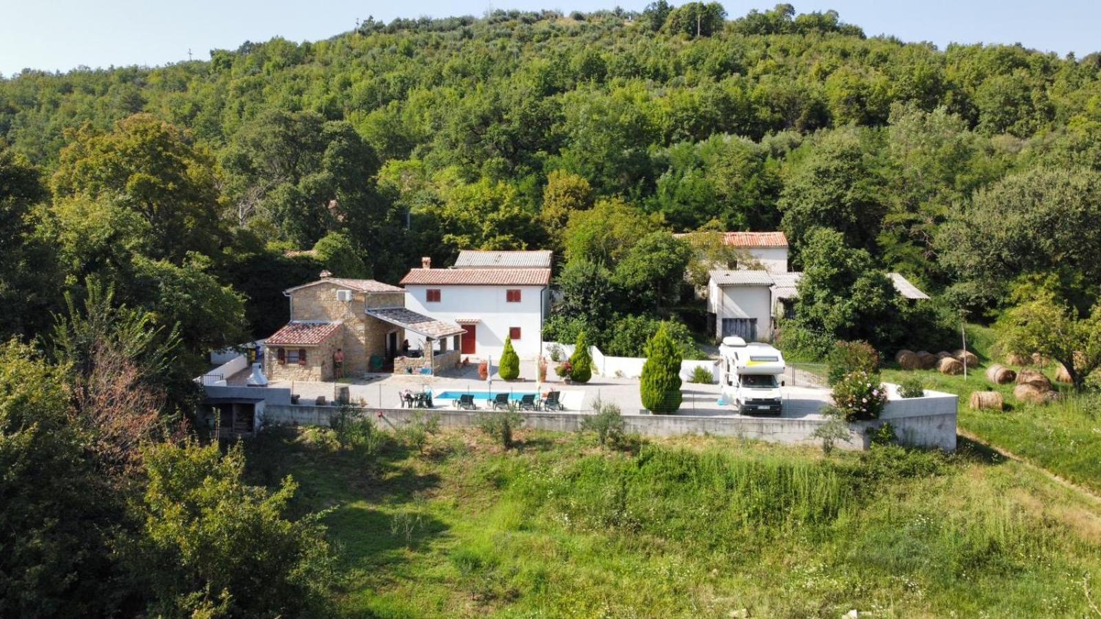Holiday Home Cosseriga Racicki Brijeg المظهر الخارجي الصورة